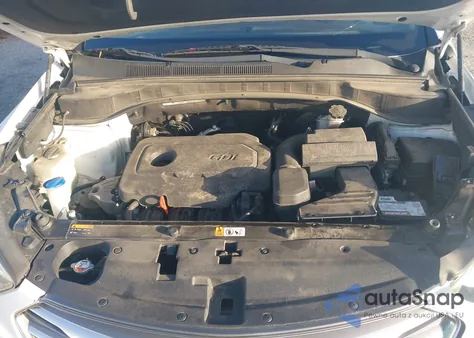 2017 Hyundai Santa Fe Sport 2.4L из США, поврежденный, VIN 5XYZUDLB6HG432873